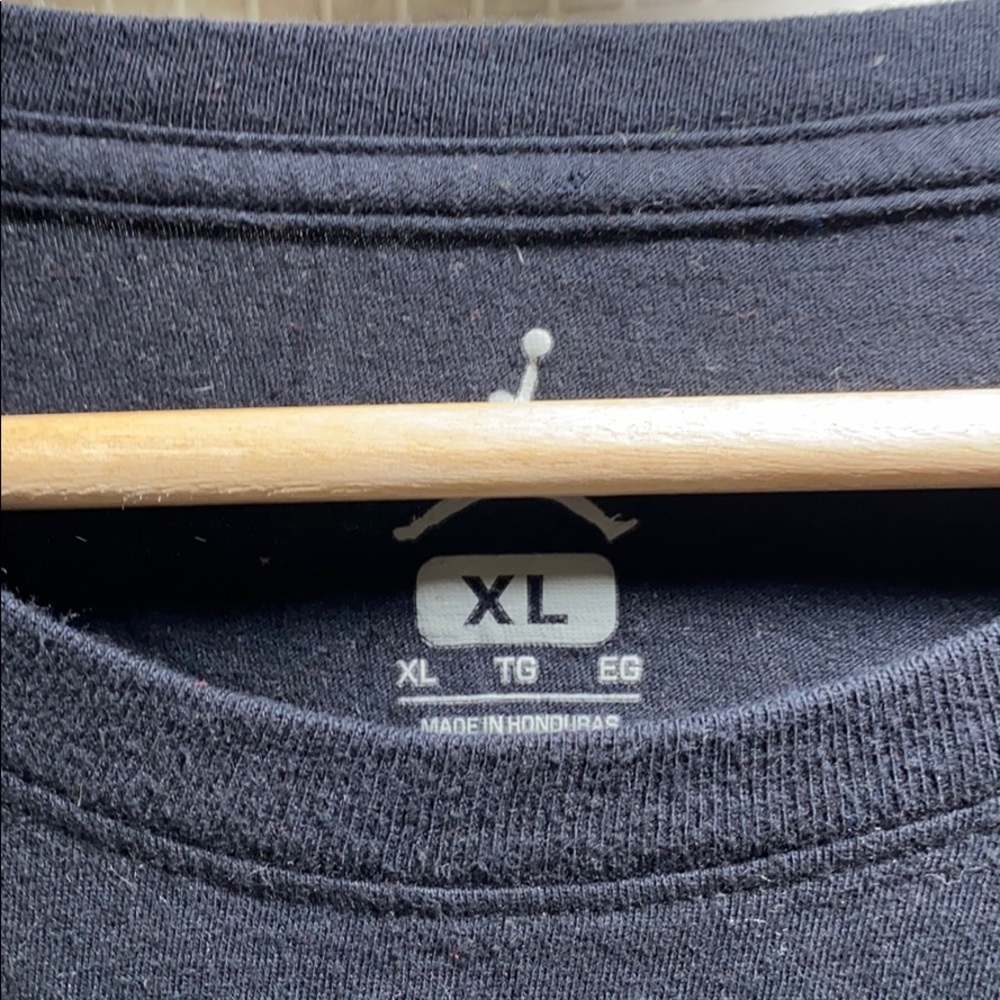 Jordan tee - Picture 2 of 2